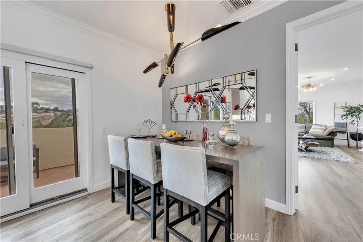 5111 Escobedo Drive, Woodland Hills, California 91364