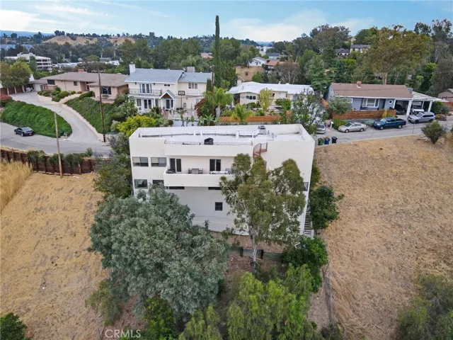 5111 Escobedo Drive, Woodland Hills, California 91364