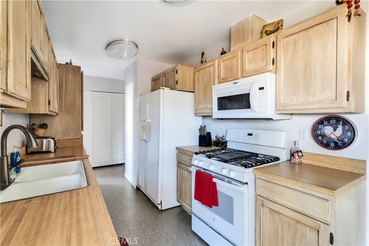 51680 Avenida Martinez, La Quinta, California 92253