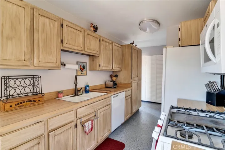 51680 Avenida Martinez, La Quinta, California 92253