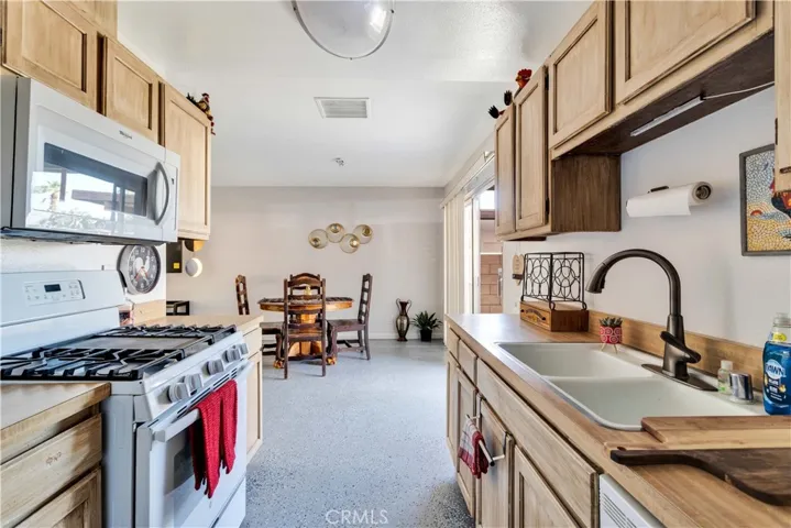 51680 Avenida Martinez, La Quinta, California 92253