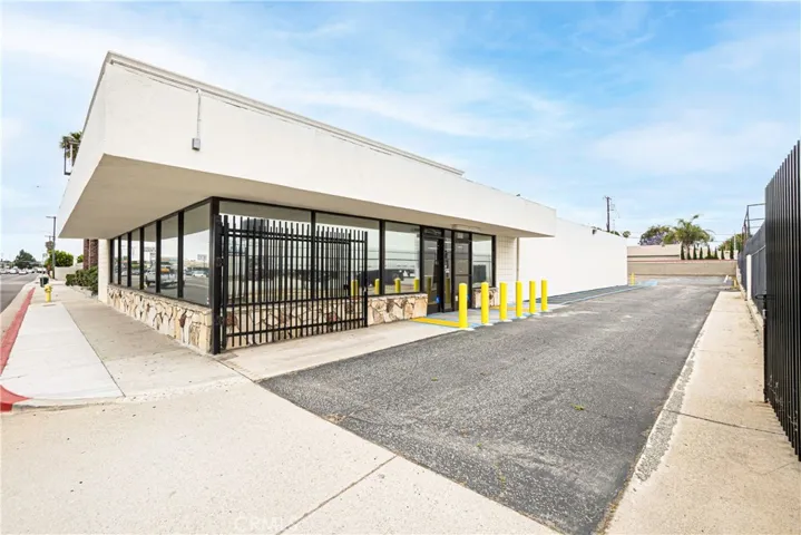 22701 S Western Avenue, Torrance, California 90501