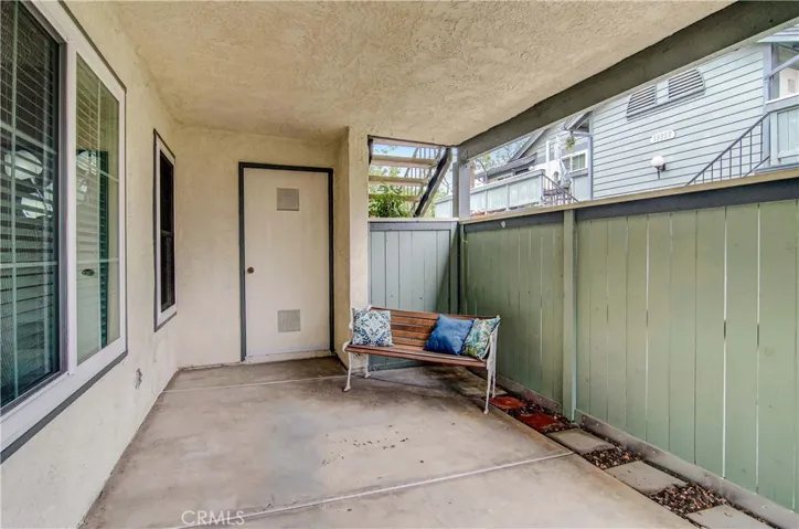 18242 Parkview Lane Unit 101, Huntington Beach, California 92648