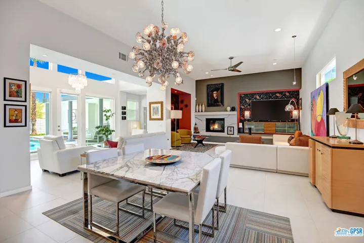 582 Skylar Lane, Palm Springs, California 92262
