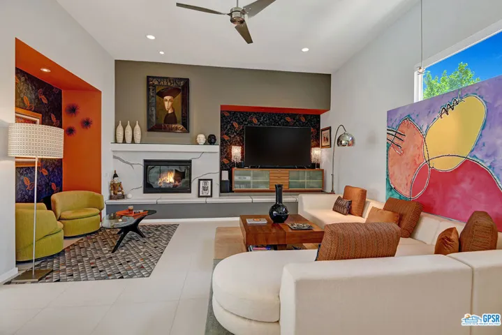582 Skylar Lane, Palm Springs, California 92262