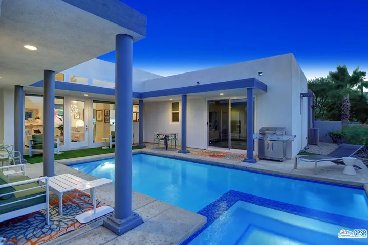 582 Skylar Lane, Palm Springs, California 92262