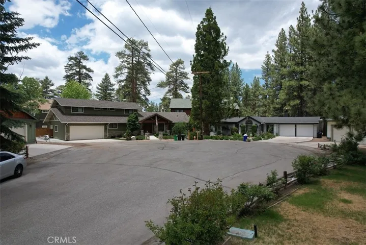 219 Finch Drive, Big Bear Lake, California 92315