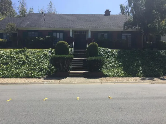 990 Yale Drive, Hillsborough, California 94010