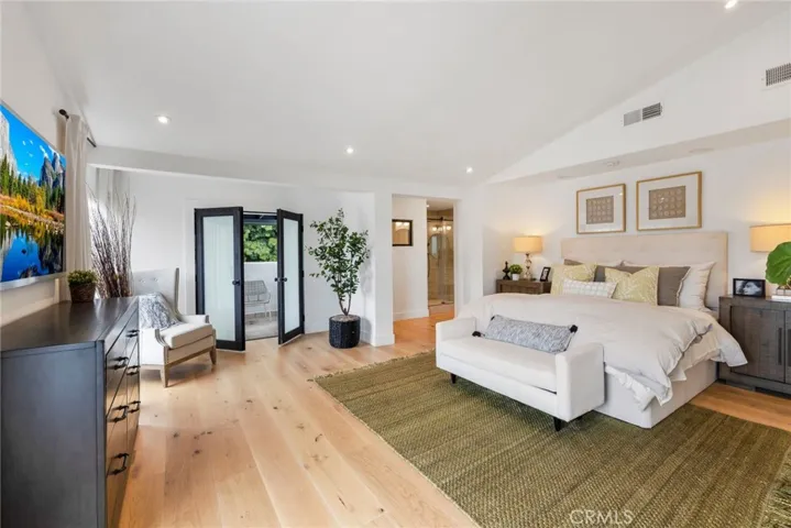 3840 S Cochran Avenue, Los Angeles, California 90008