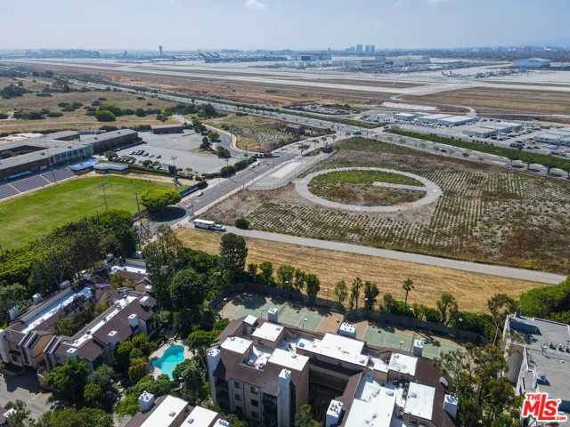 8675 Falmouth Avenue 317, Playa Del Rey, California 90293