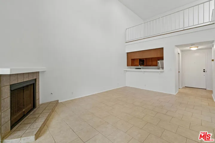8675 Falmouth Avenue 317, Playa Del Rey, California 90293