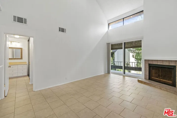 8675 Falmouth Avenue 317, Playa Del Rey, California 90293