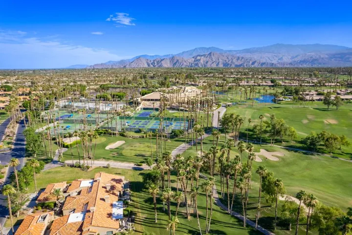 9-web-or-mls-PHPalmValley_2020_009