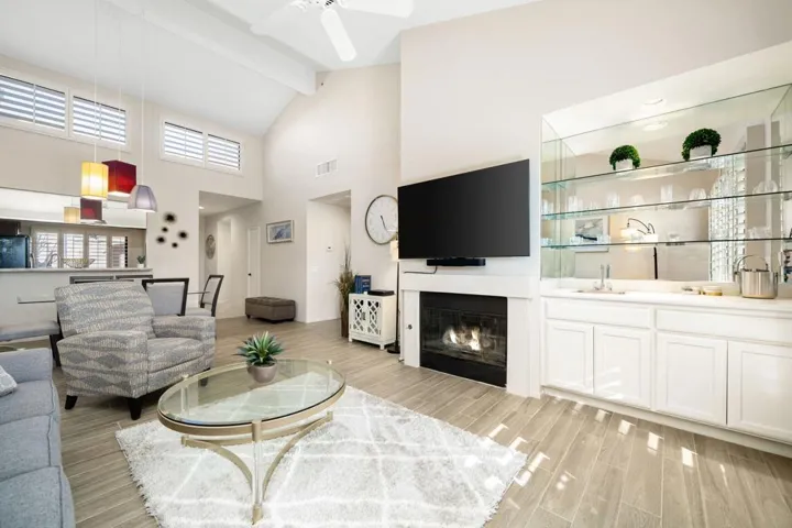 21-web-or-mls-PHPalmValley_2023_021