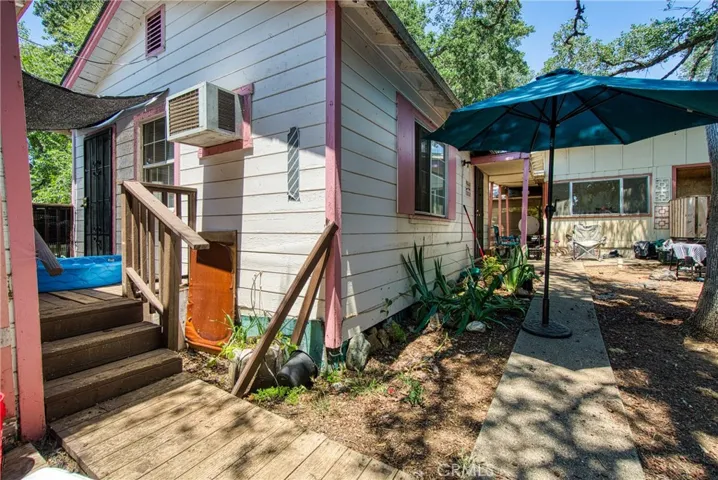 14561 Palmer Avenue A & B, Clearlake, California 95422