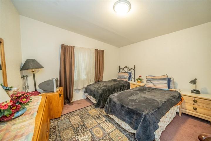 2598 Ayala Drive Unit 60, Rialto, California 92377