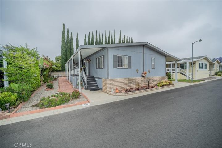 2598 Ayala Drive Unit 60, Rialto, California 92377