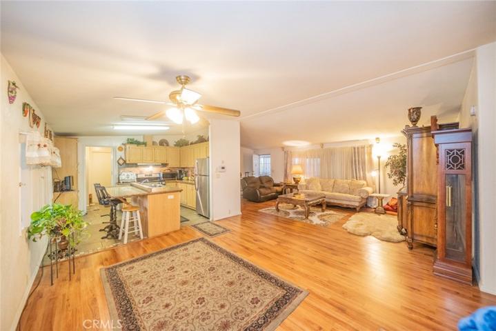 2598 Ayala Drive Unit 60, Rialto, California 92377