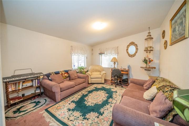 2598 Ayala Drive Unit 60, Rialto, California 92377