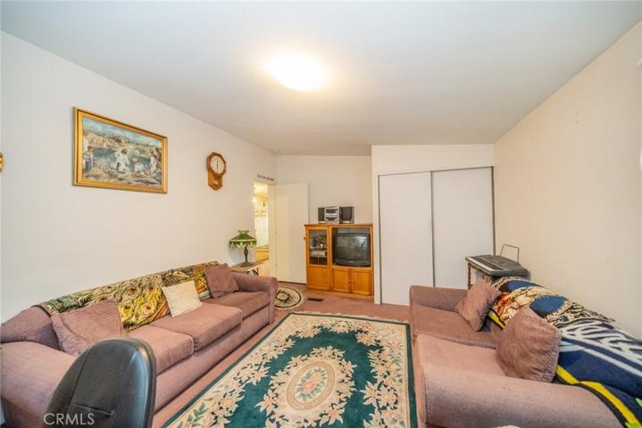 2598 Ayala Drive Unit 60, Rialto, California 92377