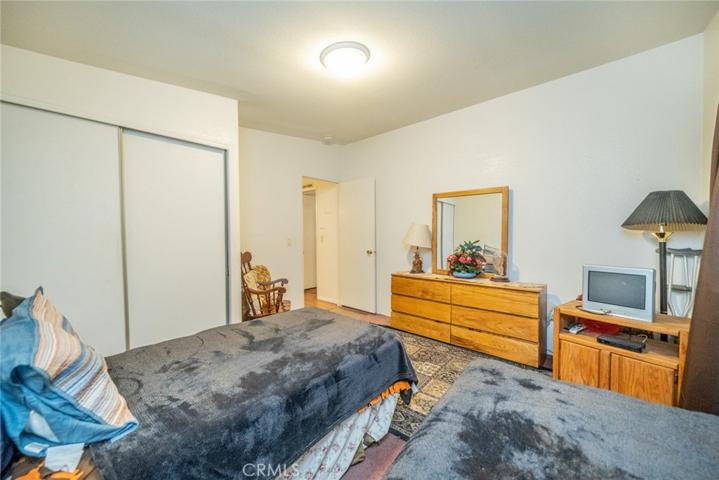 2598 Ayala Drive Unit 60, Rialto, California 92377