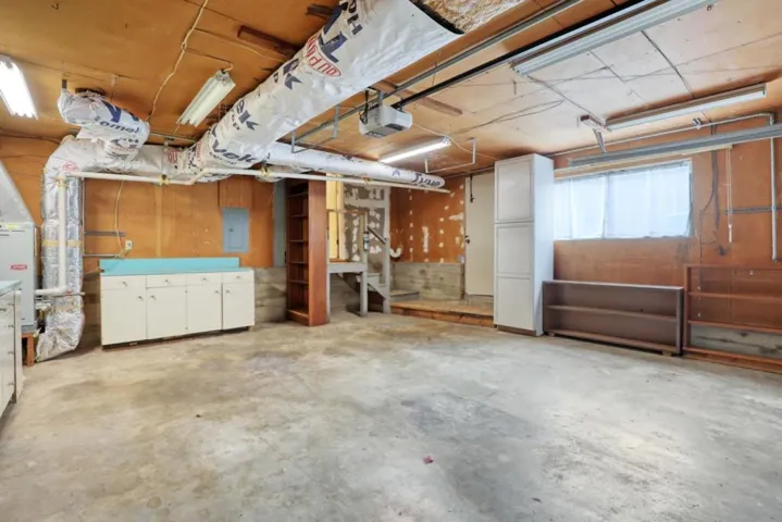 859 Balboa Avenue, Pacific Grove, California 93950