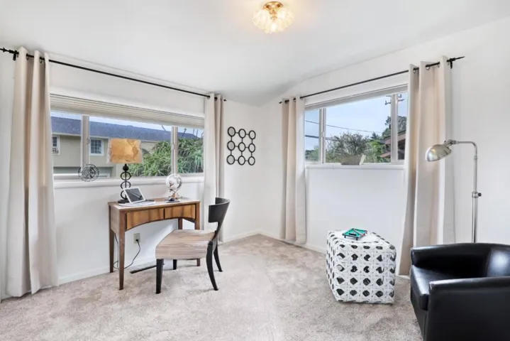 859 Balboa Avenue, Pacific Grove, California 93950
