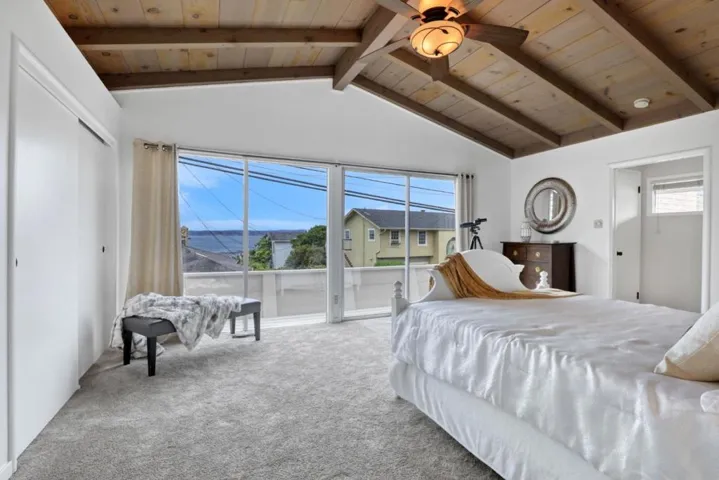 859 Balboa Avenue, Pacific Grove, California 93950