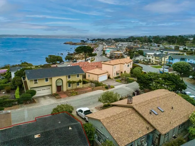 859 Balboa Avenue, Pacific Grove, California 93950