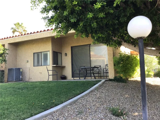464 E Calle Begonia, Palm Springs, California 92262