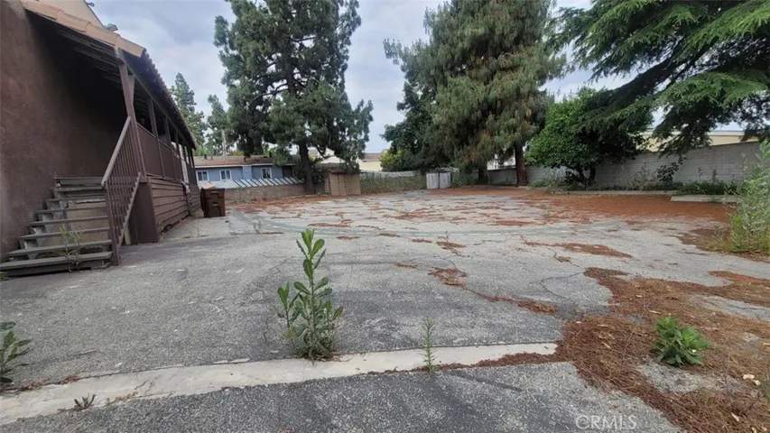 Large Gated Private Lot