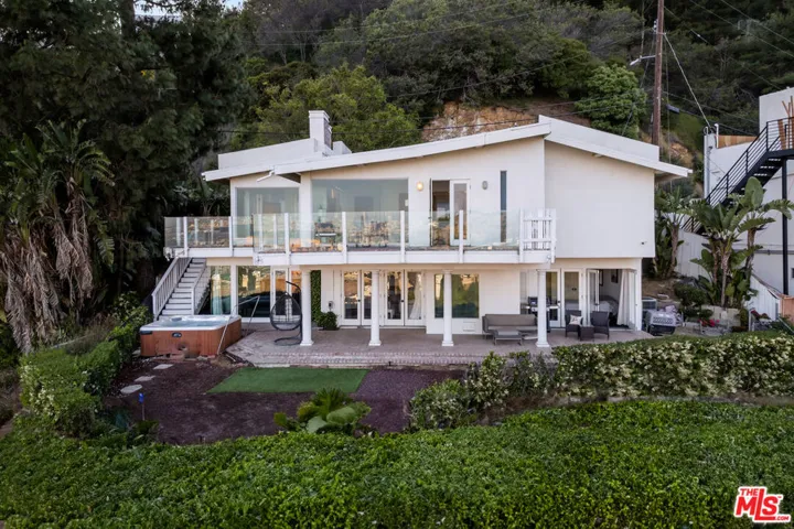 2199 Sunset Plaza Drive, Los Angeles, California 90069