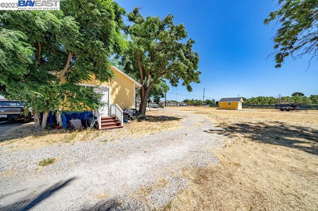 6381 Sellers Ave, Oakley, California 94561 home-pic-13