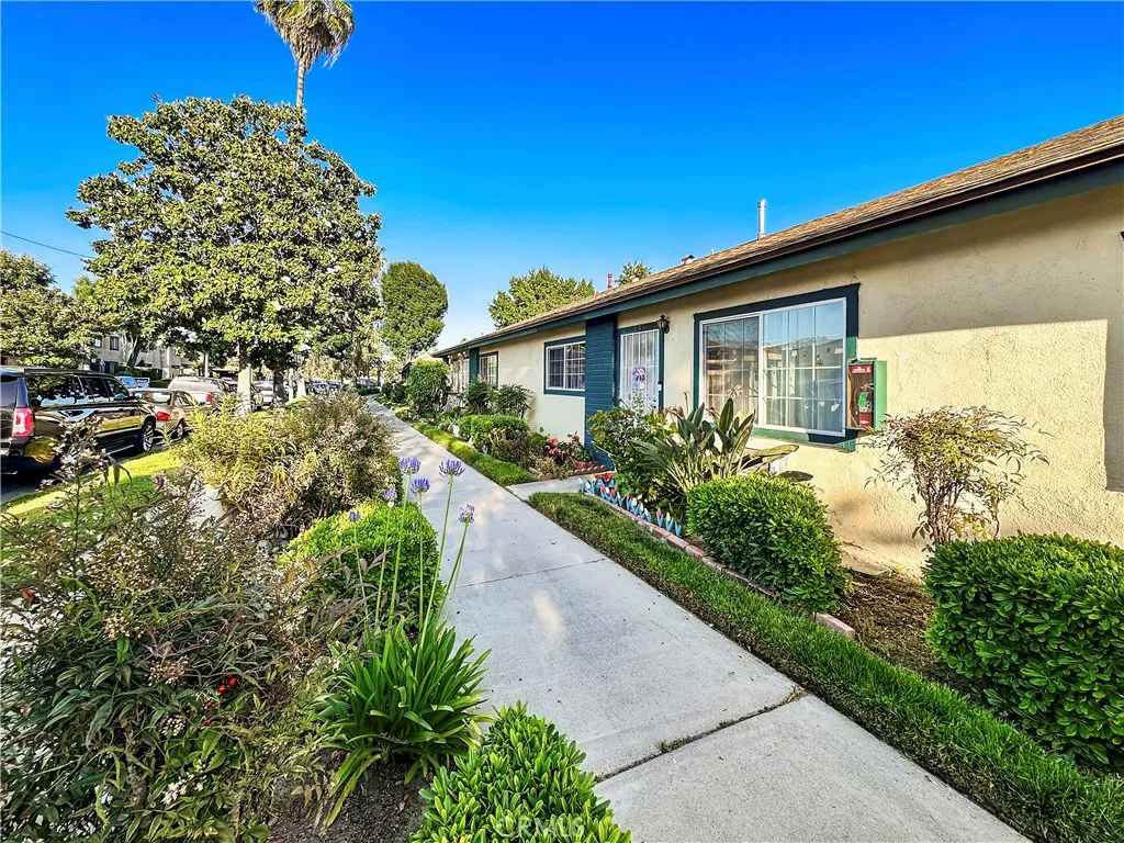1152 N West Street Unit E3, Anaheim, California 92801 home-pic-0