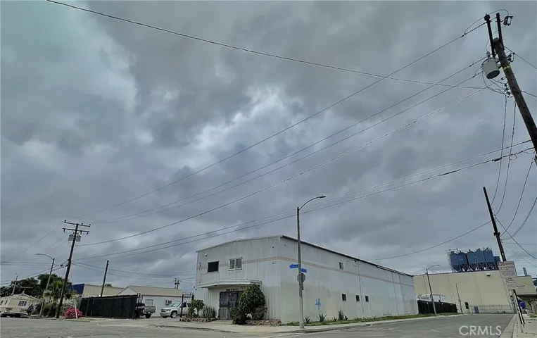 2400 E 70th Street, Long Beach, California 90805