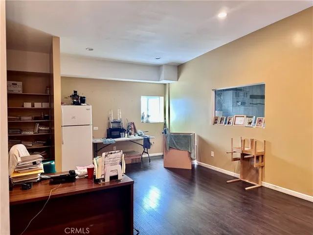 2400 E 70th Street, Long Beach, California 90805