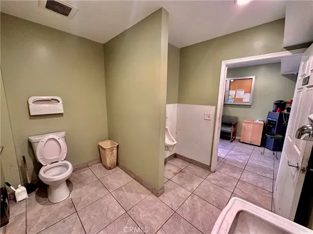 2400 E 70th Street, Long Beach, California 90805