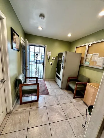 2400 E 70th Street, Long Beach, California 90805