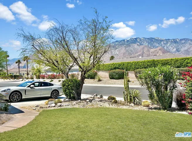 2370 N Paseo De Anza, Palm Springs, California 92262