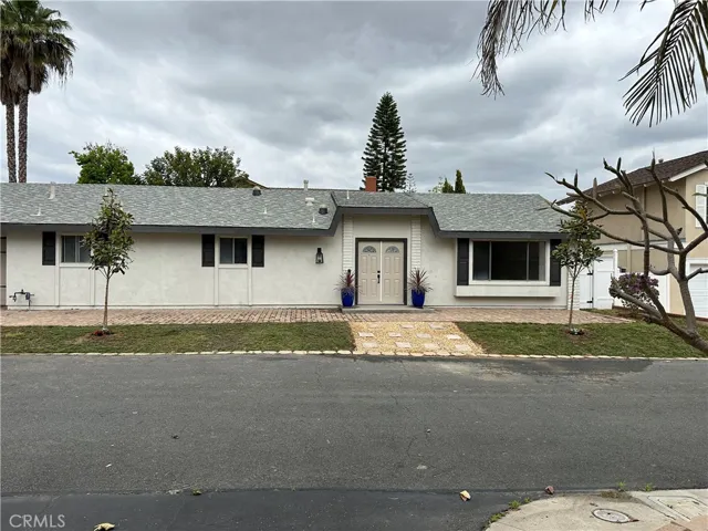 22792 Islamare Lane, Lake Forest, California 92630