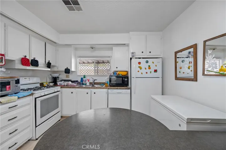 21100 State Street 363, San Jacinto, California 92583