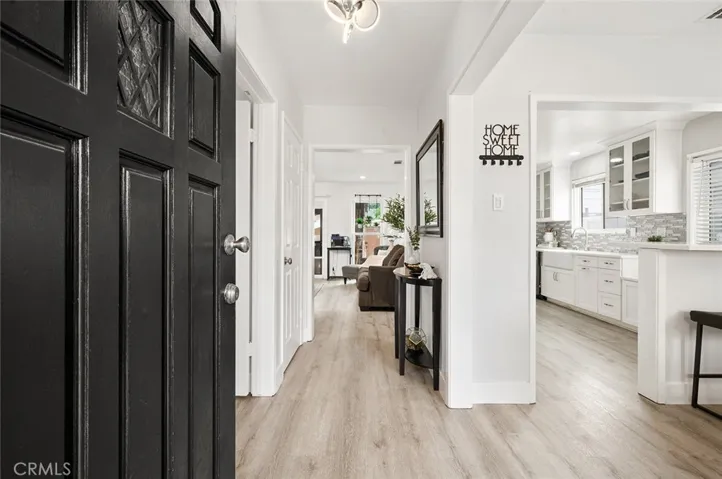 4226 Los Coyotes Diagonal, Lakewood, California 90713