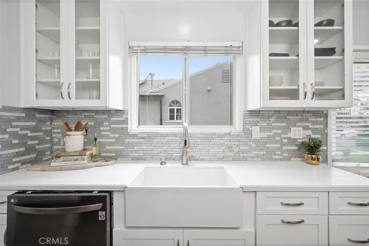 4226 Los Coyotes Diagonal, Lakewood, California 90713
