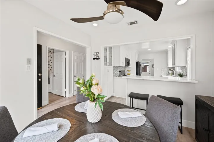 4226 Los Coyotes Diagonal, Lakewood, California 90713