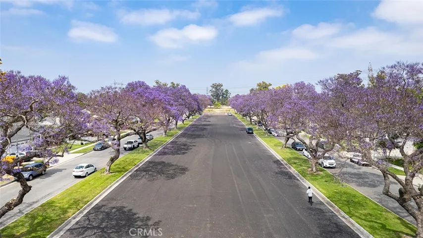 4226 Los Coyotes Diagonal, Lakewood, California 90713