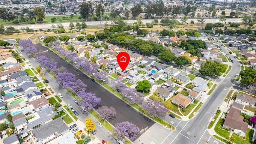 4226 Los Coyotes Diagonal, Lakewood, California 90713