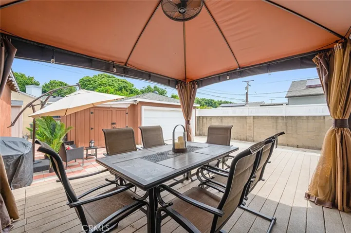 4226 Los Coyotes Diagonal, Lakewood, California 90713