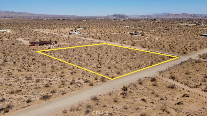 480 Bonita Avenue, Landers, California 92284