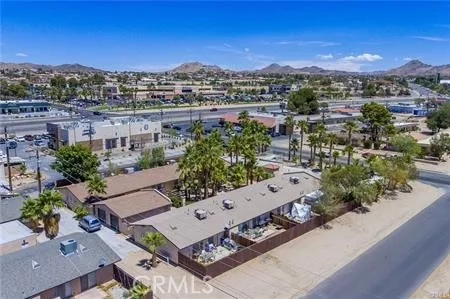 15860 Kasota Road, Apple Valley, California 92307