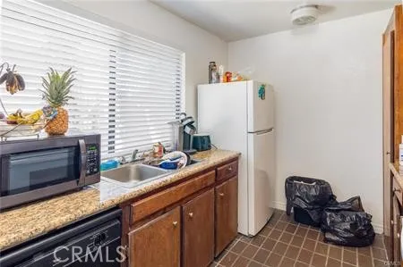 15860 Kasota Road, Apple Valley, California 92307
